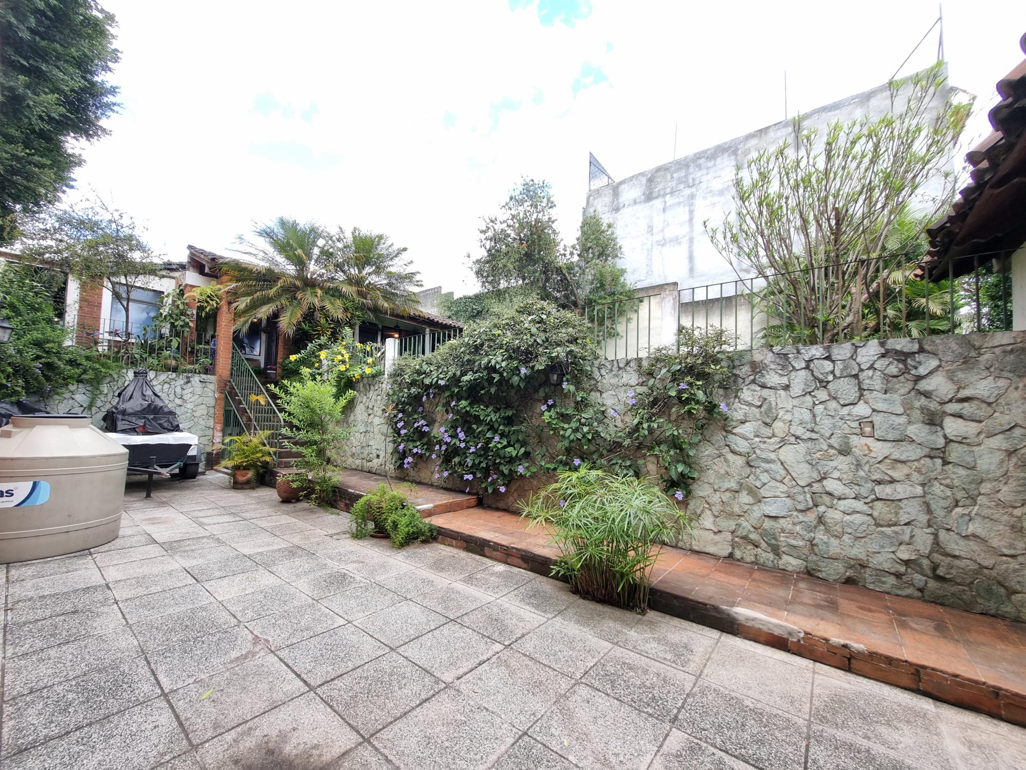 Venta Casa Zona 13 Colonia Aurora I, vivienda u oficina - Imagen 9