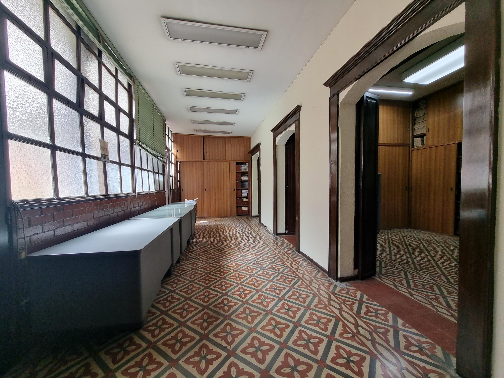 VENTA casa zona 1, sobre 8va avenida y 10ma. calle - Imagen 6