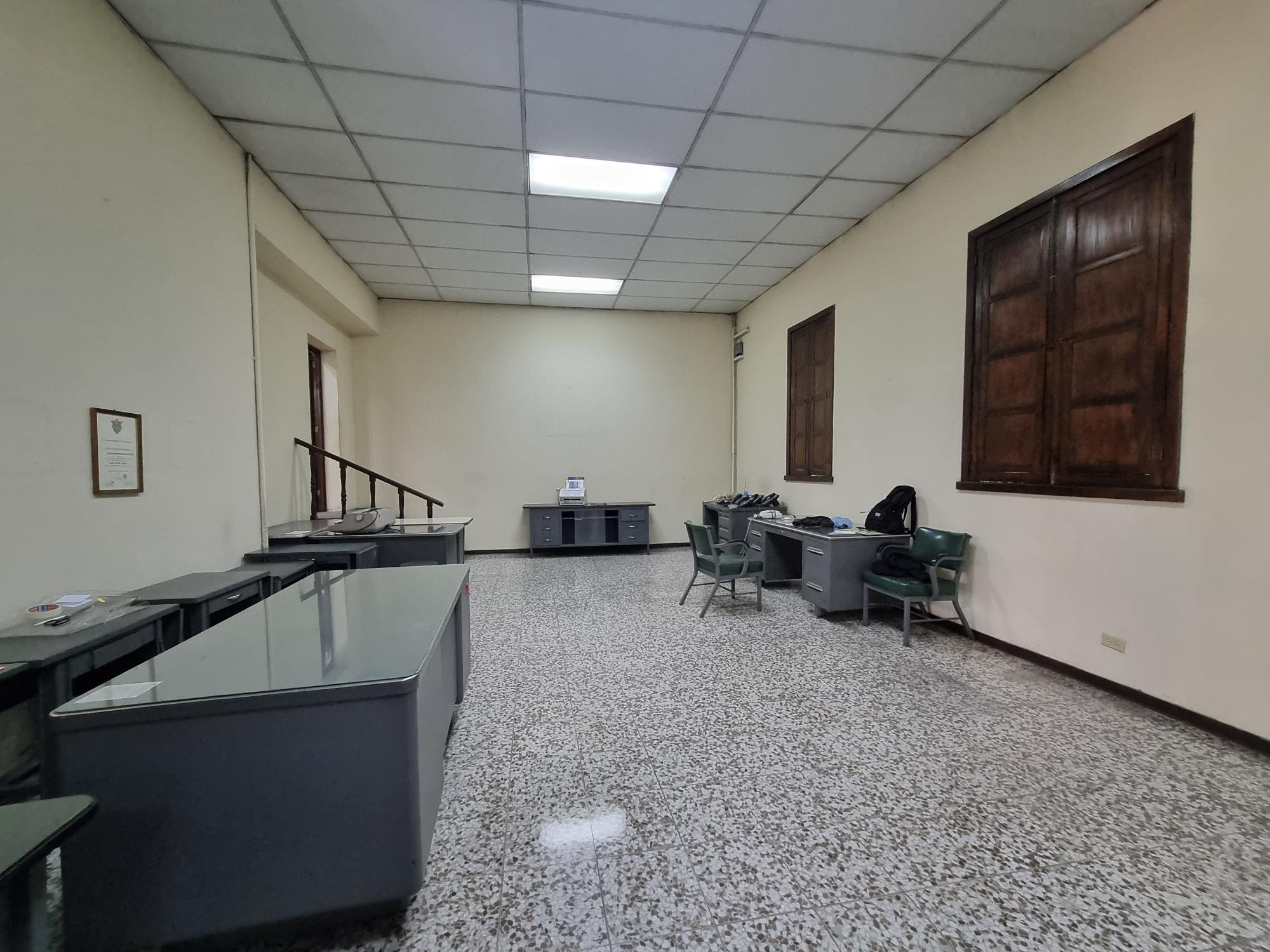 VENTA casa zona 1, sobre 8va avenida y 10ma. calle - Imagen 8