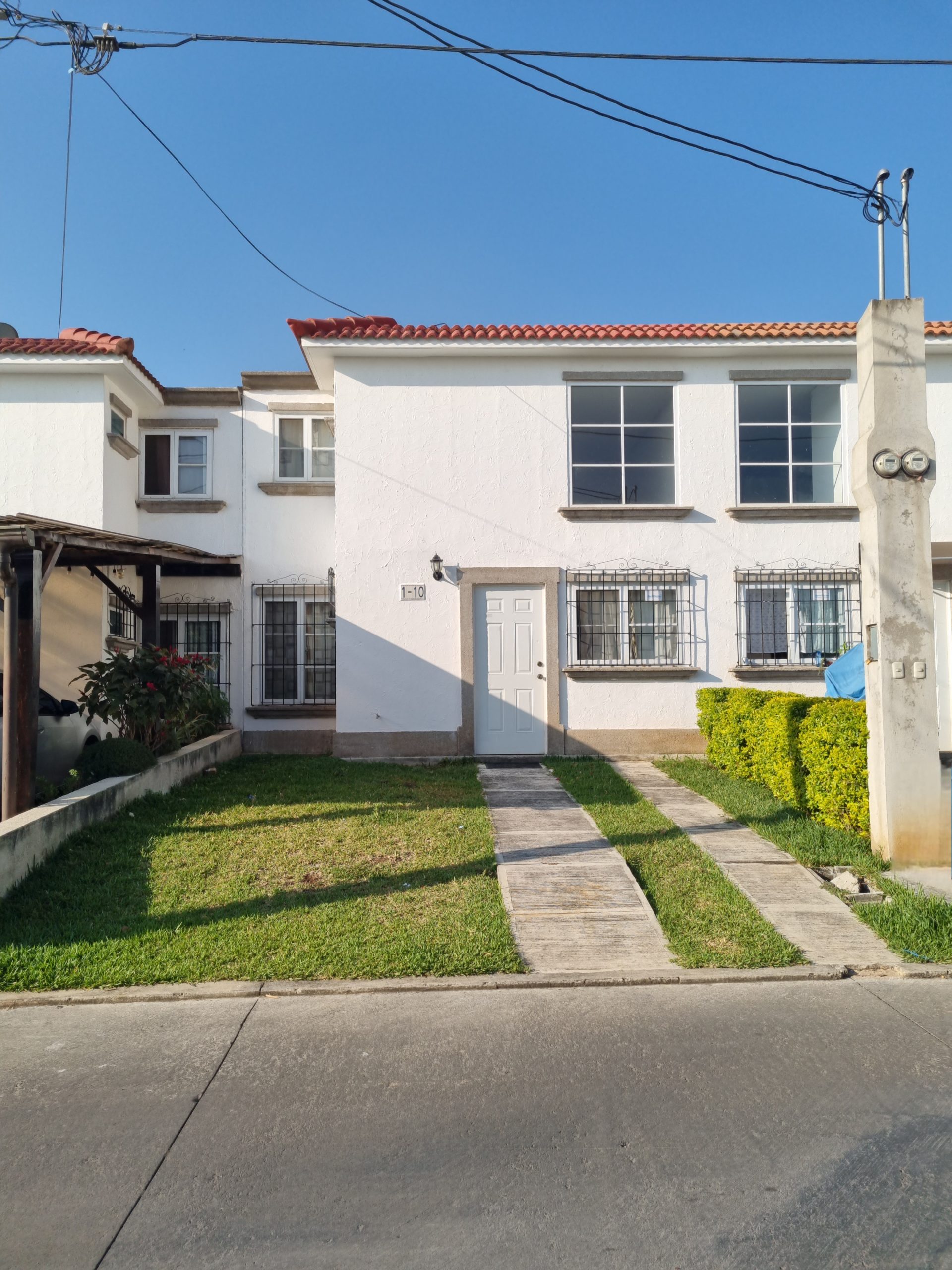 RENTA Casa Zona 18 Fuentes del Valle Norte II