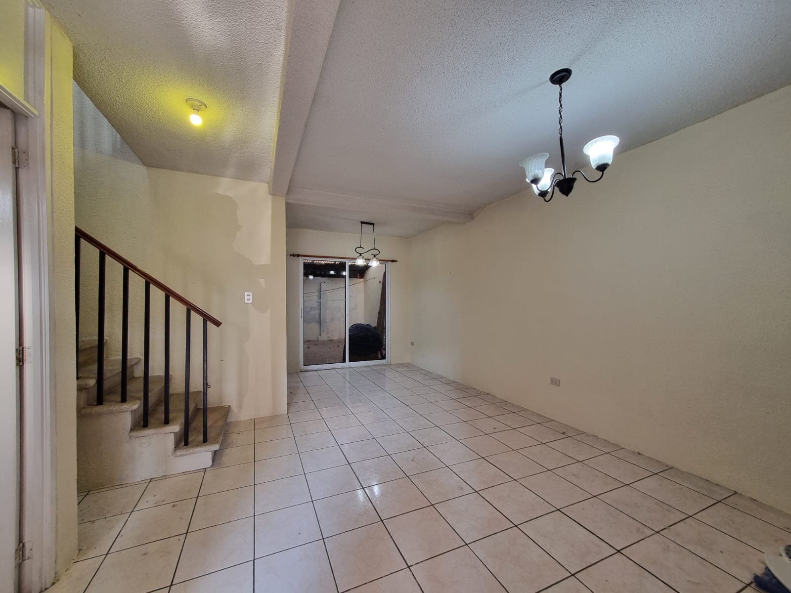 VENTA Casa Zona 18 Residencial Los Olivos, sector 9 - Imagen 9
